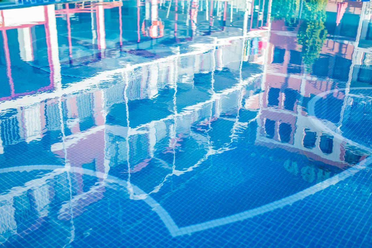 סאני ביץ' Hotel Longosa מראה חיצוני תמונה