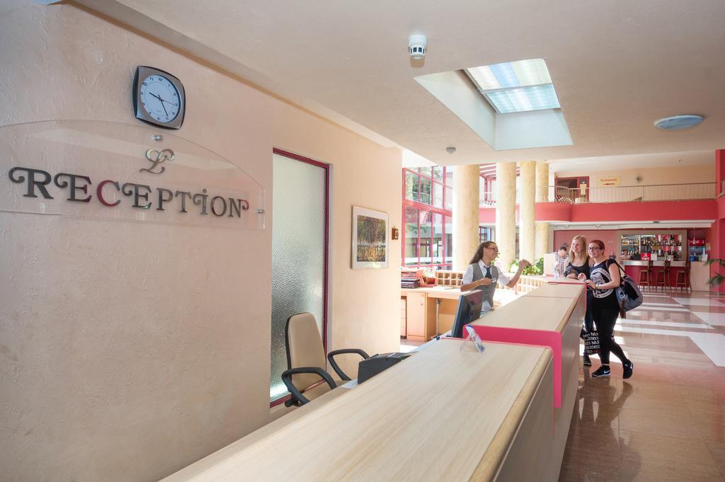 סאני ביץ' Hotel Longosa מראה חיצוני תמונה
