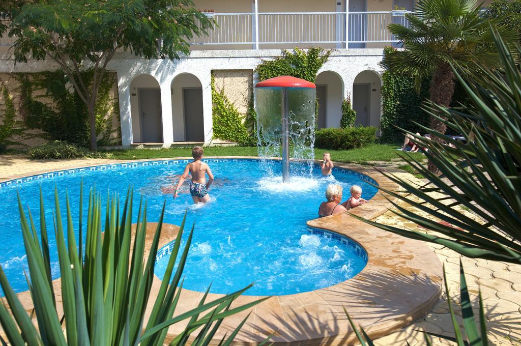סאני ביץ' Hotel Longosa מראה חיצוני תמונה