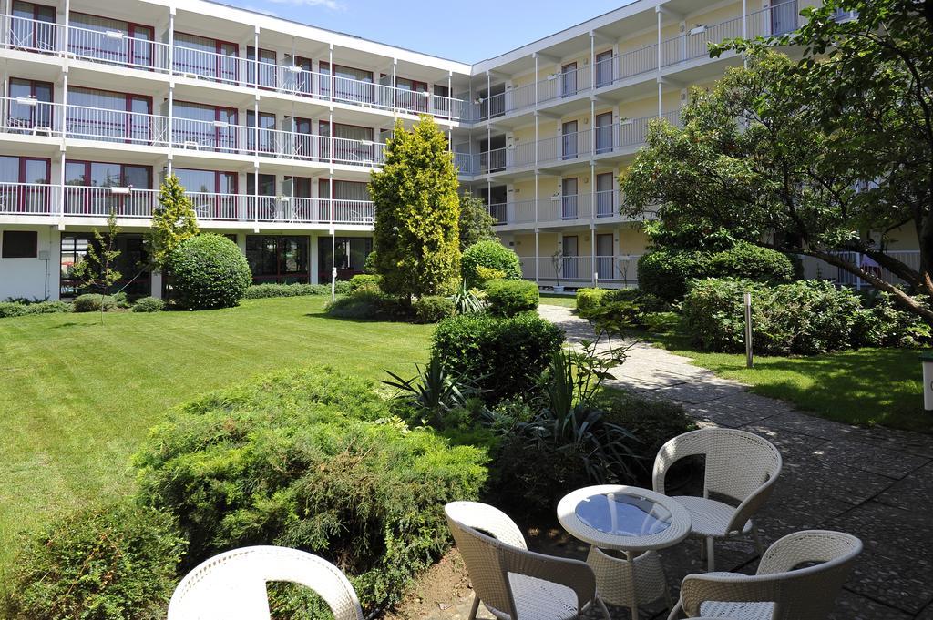סאני ביץ' Hotel Longosa מראה חיצוני תמונה
