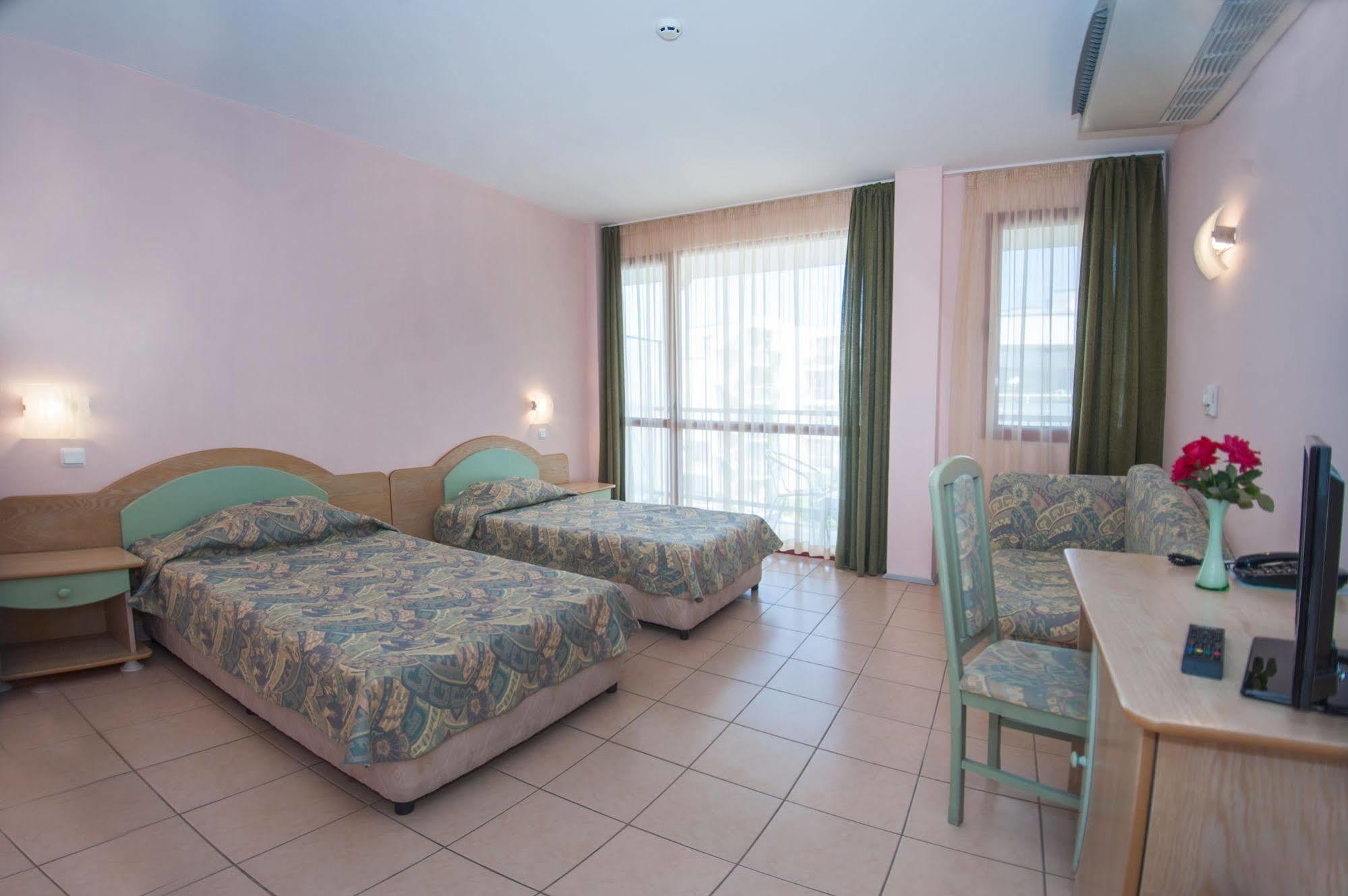 סאני ביץ' Hotel Longosa מראה חיצוני תמונה